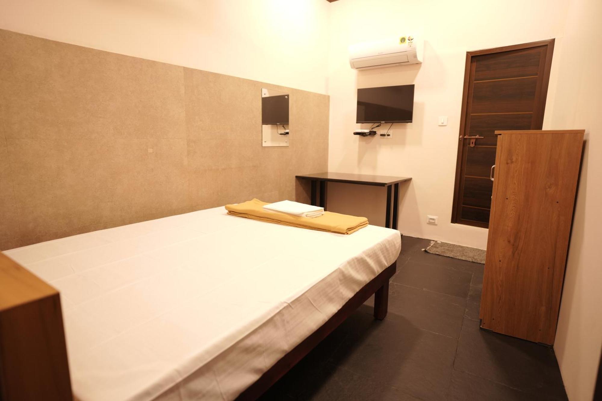 Hotel Reach Residency Kochi Exterior foto